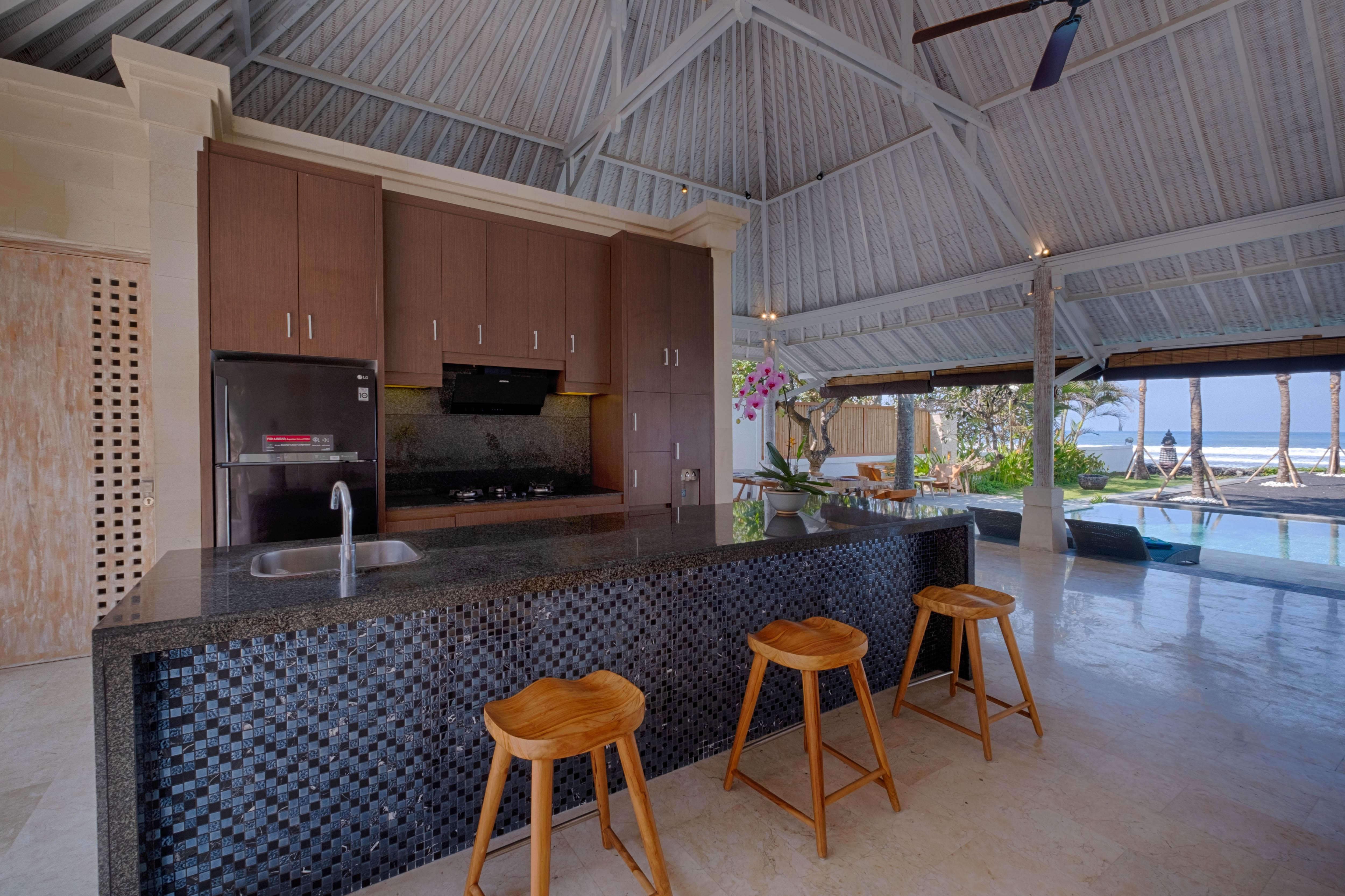 Kutus Kutus Saba Beach Villa Sukawati  Luaran gambar