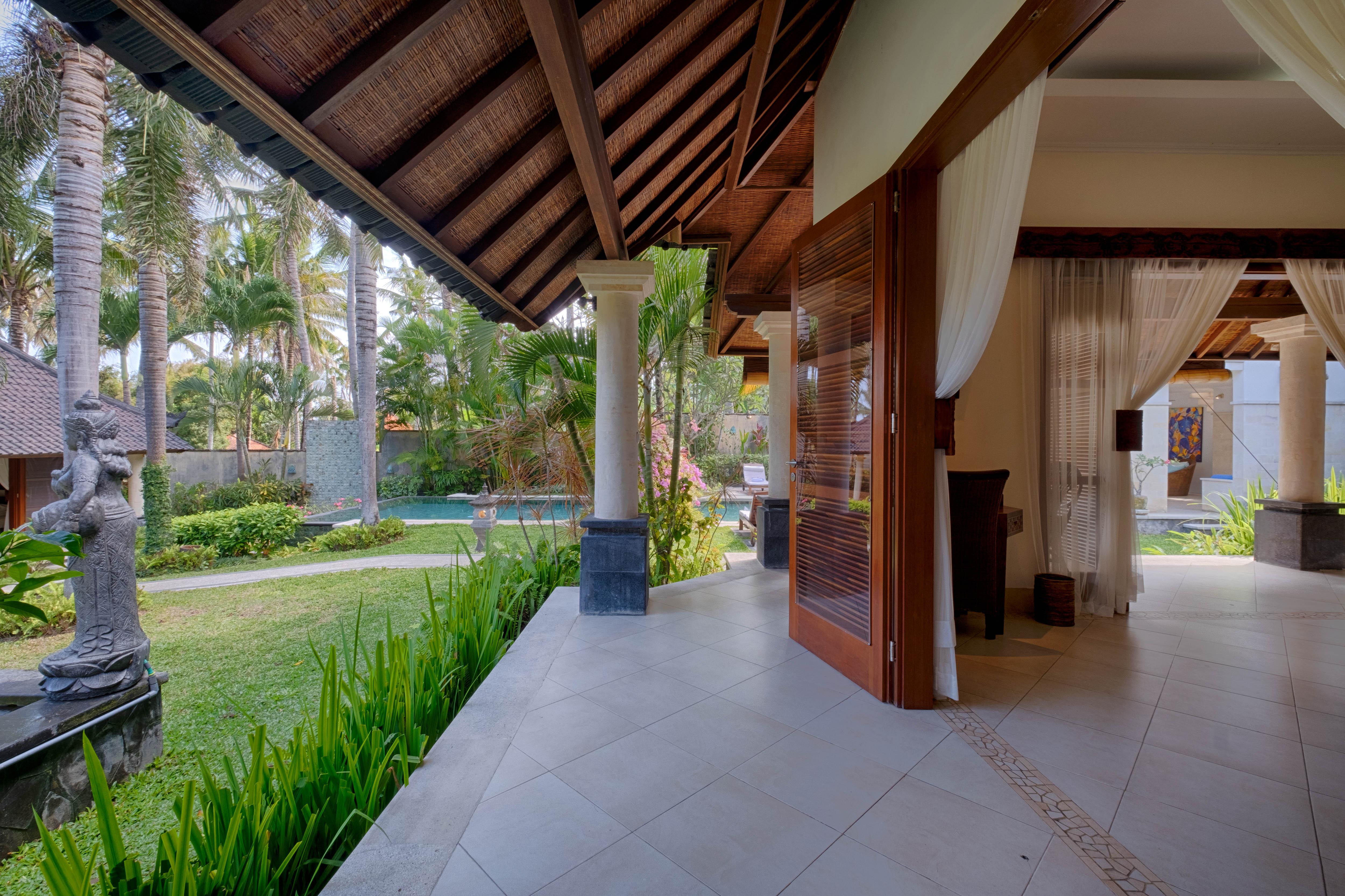 Kutus Kutus Saba Beach Villa Sukawati  Luaran gambar